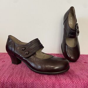 Miz Mooz Fiddle Leather Mary Jane Heels Pumps Cognac Brown Size EU 42 US Size 11